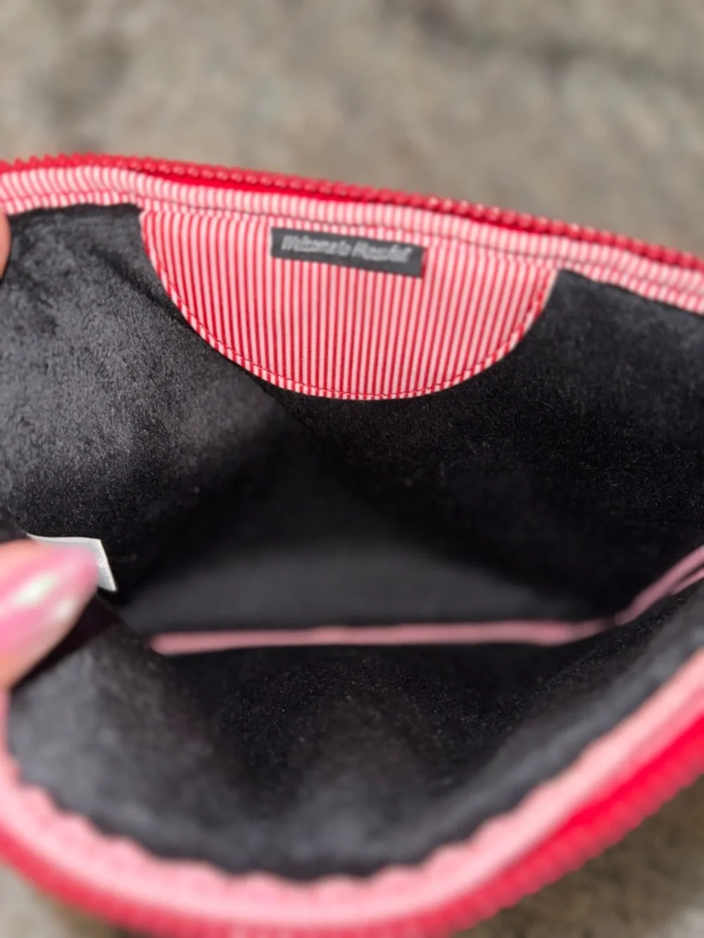 Herschel Supply Co. iPad Mini Tablet Case Padded Zipper Pouch Fleece Lined Red/N